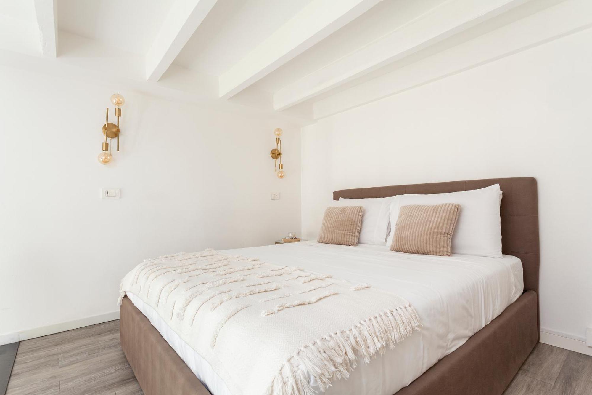 Reginamilanobnb In Porta Romana Apartment