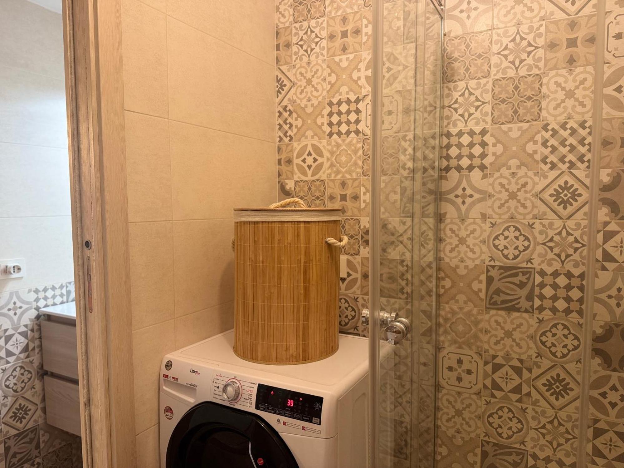 Reginamilanobnb In Porta Romana Apartment